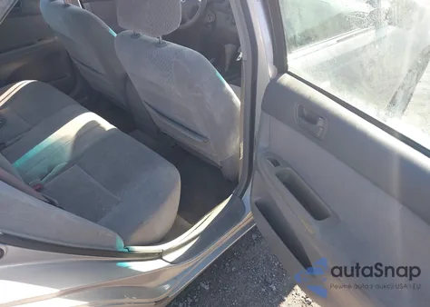 2002 Toyota Camry Le z USA, uszkodzony, nr VIN 4T1BE32KX2U117098